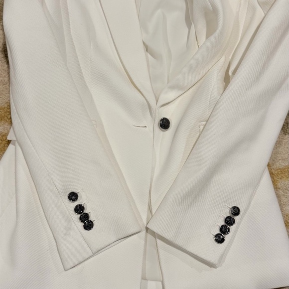 White House Black Market White Jeweled Button Blazer EUC - Picture 5 of 11